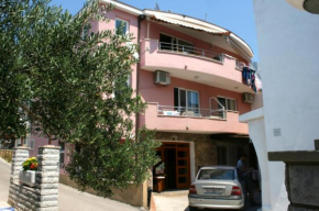 Apartments by the sea Promajna, Makarska - 2673